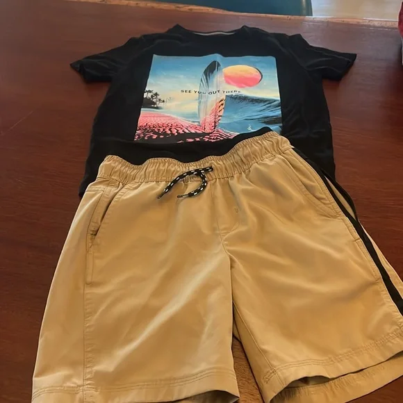 Huge size 8 boys lot!!! Hurley, Nordstrom, Old Navy, Reebok, Under Armour, GAP